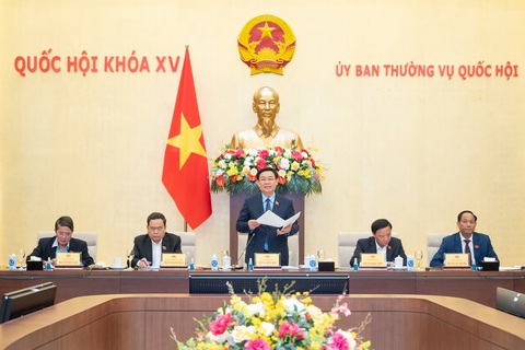 Chủ tịch Quốc hội Vương Đình Huệ đã chủ trì buổi làm việc với các cơ quan về công tác chuẩn bị tổ chức phiên chất vấn và trả lời chất vấn tại Kỳ họp thứ 6, Quốc hội khóa XV. chiều tối 30-10 Chủ tịch Quốc hội Vương Đình Huệ chủ trì buổi làm việc với các cơ quan về công tác chuẩn bị tổ chức phiên chất vấn và trả lời chất vấn tại kỳ họp thứ 6, Quốc hội khóa XV - Ảnh: quochoi.vn