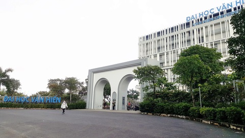 Đăng ký học phần rồi liên tục bị hủy - Ảnh 1. Cơ sở của Trường ĐH Văn Hiến tại đường Nguyễn Văn Linh (Bình Chánh, TP.HCM) - Ảnh: TRỌNG NHÂN