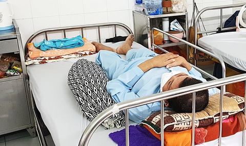 Tin tức sáng 1-11: Kỷ luật nếu không làm hết trách nhiệm, thiếu máu kéo dài; Kỳ vọng xuất khẩu bưởi - Ảnh 1. Bệnh nhân cần truyền máu tại khu vực Đồng bằng sông Cửu Long đang gặp khó khăn