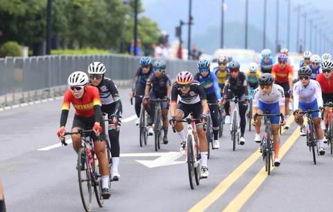 Trực tiếp Asiad 19 ngày 4-10: Cầu mây Việt Nam đang đấu chung kết nội dung 4 nữ - Ảnh 2. Nguyễn Thị Thi và Nguyễn Thị Thật đang ở nhóm hai - Ảnh: H.Đ