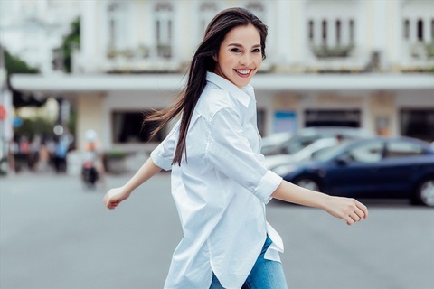 Hiền Thục: Khi sắp đi xa quê hương, tôi luôn ăn một tô phở - Ảnh 1. Ca sĩ Hiền Thục - Ảnh do nhân vật cung cấp