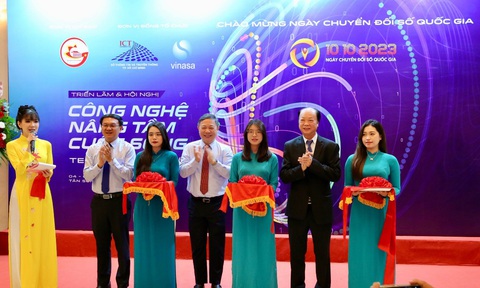 EVNHCMC giới thiệu thành tựu chuyển đổi số tại Triển lãm TECH4LIFE - Ảnh 1. Khai mạc triển lãm TECH4LIFE tại "Ngày hội Chuyển đổi số TP.HCM 2023".
