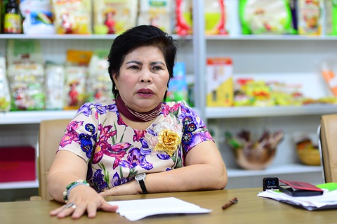 Bà Lê Thị Giàu, chủ tịch hội đồng quản trị Công ty CP lương thực Bình Tây (Bình Tây Food) - Ảnh: QUANG ĐỊNH Bà Lê Thị Giàu, chủ tịch hội đồng quản trị Công ty CP lương thực Bình Tây (Bình Tây Food) - Ảnh: QUANG ĐỊNH