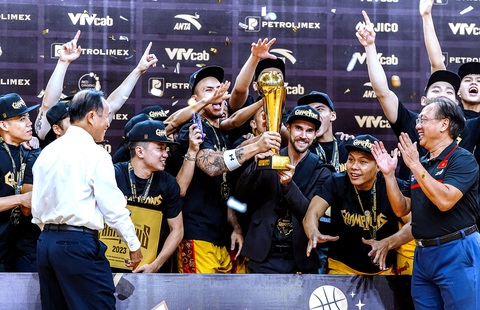 CLB Saigon Heat lần thứ 4 liên tiếp vô địch VBA Ảnh: VBA CLB Saigon Heat lần thứ 4 liên tiếp vô địch VBA - Ảnh: VBA
