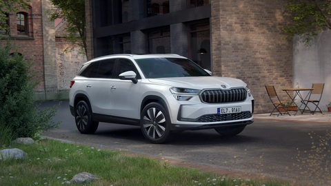 Skoda Kodiaq 2024 chào sân: Nội thất, công nghệ mới trong lớp áo cũ - Ảnh 1. Skoda Kodiaq trở lại với thiết kế tương đồng bản cũ nhưng sắc sảo hơn một chút - Ảnh: Skoda