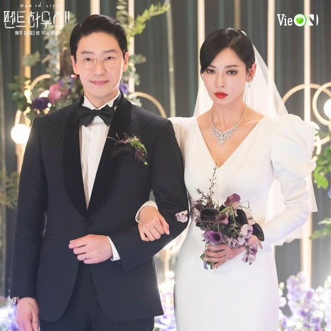 Top 9 phim ngoại tình: Xem thì tức, không xem thì tiếc (P2) - Ảnh 7. Nhân vật “tiểu tam nham hiểm” Cheon Seo Jin (Kim So Yeon đóng) trong phần 2 Cuộc chiến thượng lưu bị dân tình “ghét cay ghét đắng”.