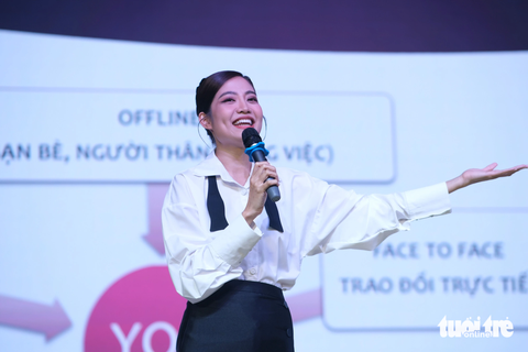 Gen Z cần làm gì để xây dựng phong cách bền vững? - Ảnh 4. Hoa hậu biển Ninh Hoàng Ngân cho rằng nếu có xấu thì vẫn là phong cách riêng - Ảnh: NGỌC PHƯỢNG