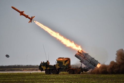 Tên lửa Neptune do chính Ukraine sản xuất - Ảnh: BUSINESS INSIDER Tên lửa Neptune do chính Ukraine sản xuất - Ảnh: BUSINESS INSIDER