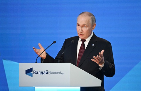 Tổng thống Nga Vladimir Putin phát biểu tại Diễn đàn chính trị Vandai - Ảnh: AFP Tổng thống Nga Vladimir Putin phát biểu tại Diễn đàn chính trị Valdai - Ảnh: AFP