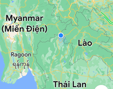 Giải cứu thanh niên ham việc nhẹ lương cao bị lừa qua tận ‘Tam giác vàng’ - Ảnh 3. Định vị vệ tinh mà tổ công tác sử dụng để kiểm tra vị trí của N. tại vùng Tam giác vàng - Ảnh: Q.T.