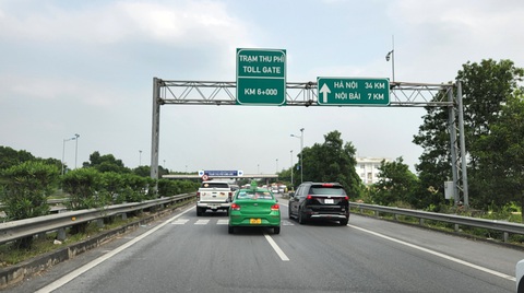 VEC dự tính tăng phí 4 tuyến đường cao tốc vào năm 2024 - Ảnh 1. Cao tốc Nội Bài - Lào Cai do VEC đầu tư, khai thác có mức tăng trưởng cao nhất trong 9 tháng đầu năm 2023 - Ảnh: TUẤN PHÙNG