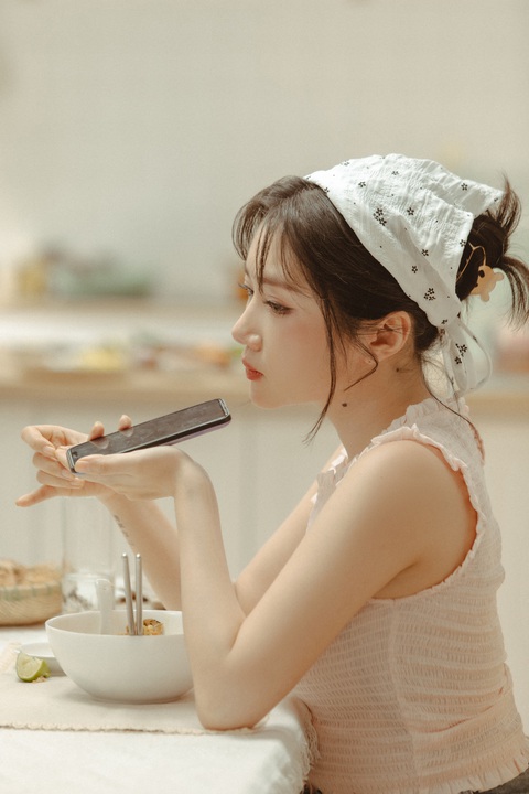 Orange tiết lộ khắc khẩu với mẹ, lần đầu gọi điện xin lỗi gia đình - Ảnh 4. Orange lần đầu gọi điện xin lỗi gia đình