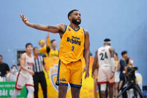 VBA 2023 hạ màn, dàn sao ngoại binh tất bật về bến mới - Ảnh 4. Madarious Gibbs cùng Nha Trang Dolphins lọt vào chung kết VBA 2023 - Ảnh: VBA