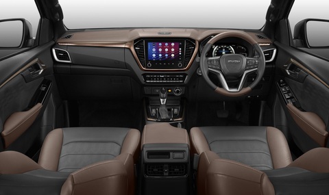 Isuzu D-Max facelift ra mắt hoàn chỉnh - Ảnh 3. Bản facelift cập nhật hệ thống màn hình trên D-Max lên khá nhiều, tuy vậy bản này vẫn chưa hiện đại bằng bản Trung Quốc ra mắt đầu tháng 8-2023 sử dụng màn hình siêu rộng - Ảnh: Isuzu