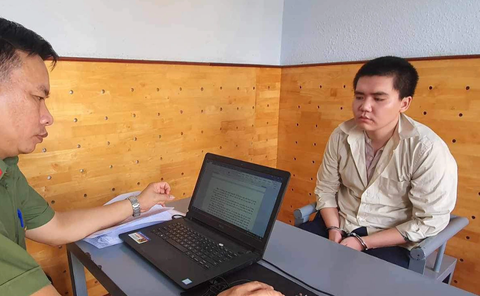Hoàng Văn Vũ (24 tuổi, trú tại phường Đông Hải 1, quận Hải An, TP.Hải Phòng mua súng của Nam để bán kiếm lời - Ảnh: S.Đ. Hoàng Văn Vũ (24 tuổi, trú tại phường Đông Hải 1, quận Hải An, TP.Hải Phòng mua súng của Nam để bán kiếm lời - Ảnh: S.Đ.