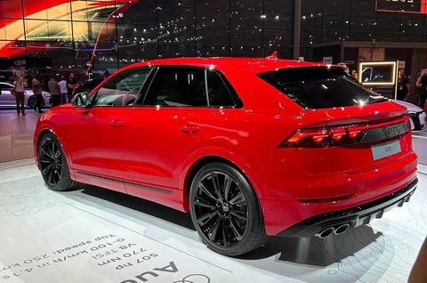 Audi Q8 facelift ra mắt công khai, chờ Q9 thế chỗ - Ảnh 2. Thiết kế xe chỉ được trau chuốt lại là chính với đầu xe nay hầm hố hơn rõ rệt, trong khi phần đuôi chỉ nâng cấp nhẹ - Ảnh: Autocar