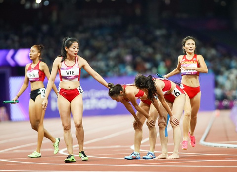 Việt Nam làm được gì ở Asiad 19? - Ảnh 2. Đội điền kinh tiếp sức 4x400 nữ không thể mang về huy chương như ở Giải vô địch châu Á hồi tháng 7 - Ảnh: QUÝ LƯỢNG