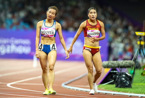 Chuyên gia Nguyễn Hồng Minh: Asiad 19 là đại hội thất bại của thể thao Việt Nam - Ảnh 1. Điền kinh Việt Nam ra về tay trắng tại Asiad 19 - Ảnh: QUÝ LƯỢNG