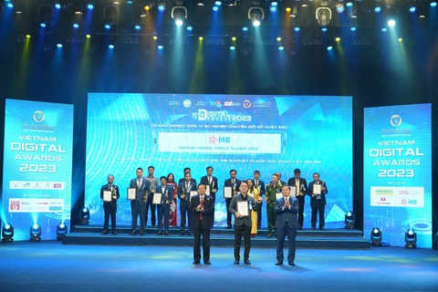 MB ‘thắng lớn’ các giải thưởng trong nước và quốc tế - Ảnh 2. MB sở hữu bốn giải pháp được vinh danh tại Giải thưởng Chuyển đổi số Việt Nam 2023