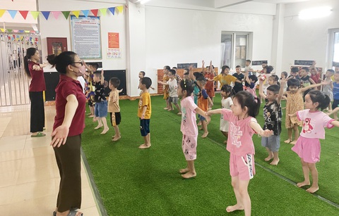 Đề xuất bổ sung giáo viên mầm non vào nghề nặng nhọc, độc hại, nguy hiểm- Ảnh 1. Một trường mầm non ở TP Vinh (Nghệ An) - Ảnh: DOÃN HÒA