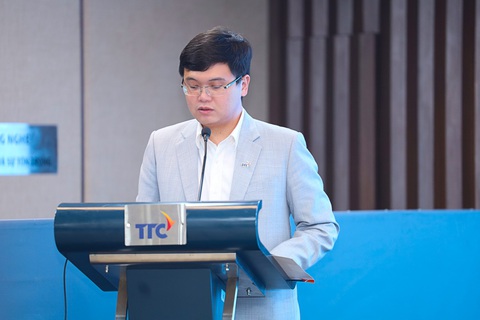 Ông Đặng Huỳnh Anh Tuấn - Thành viên HĐQT Tập đoàn TTC, Chủ tịch TTC Energy tin tưởng rằng, ngay sau buổi ký kết ngày hôm nay, các nội dung trong thỏa thuận sẽ được cụ thể hóa bằng những hành động thực tiễn. Ảnh: Đ.H Ông Đặng Huỳnh Anh Tuấn - thành viên HĐQT Tập đoàn TTC, chủ tịch TTC Energy - tin tưởng rằng ngay sau buổi ký kết ngày hôm nay, các nội dung trong thỏa thuận sẽ được cụ thể hóa bằng những hành động thực tiễn - Ảnh: Đ.H.