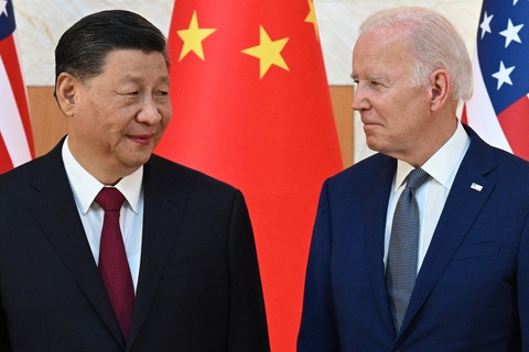 Lần cuối Chủ tịch Trung Quốc Tập Cận Bình (trái) và Tổng thống Mỹ Joe Biden (phải) gặp mặt trực tiếp là tại Bali (Indonesia) hồi tháng 11-2022 - Ảnh: AFP Lần cuối Chủ tịch Trung Quốc Tập Cận Bình (trái) và Tổng thống Mỹ Joe Biden gặp mặt trực tiếp là tại Bali (Indonesia) hồi tháng 11-2022 - Ảnh: AFP