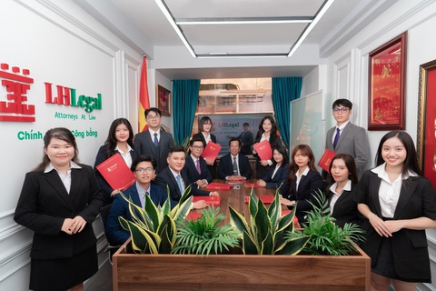 Công ty luật LHLegal đạt giải thưởng ‘Dịch vụ - chất lượng quốc gia 2023 - Ảnh 3. Công ty luật LHLegal đạt giải thưởng ‘Dịch vụ - chất lượng quốc gia 2023 - Ảnh 3.