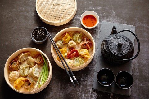 Đến lễ hội ẩm thực Chợ Lớn để thưởng thức sủi cảo, mì vịt tiềm... của người Hoa - Ảnh 1. Nhiều món ăn mang đậm phong cách ẩm thực của người Hoa sẽ được giới thiệu tại lễ hội - Ảnh: S.T.N