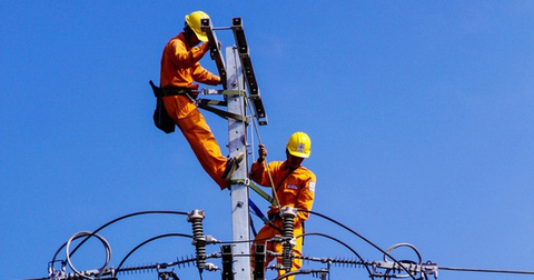 Bộ Tài chính không muốn có trách nhiệm phối hợp trong thẩm định giá bán lẻ điện - Ảnh 1. Bộ Tài chính nhấn mạnh trách nhiệm rà soát chi phí giá bán lẻ điện của Bộ Công Thương - Ảnh: EVN