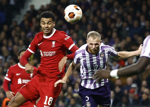 Liverpool thua trận đầu tiên ở Europa League từ đầu mùa - Ảnh 2. Các chân sút của Liverpool luôn thiếu hiệu quả trong khâu dứt điểm - Ảnh: REUTERS