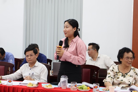 Hơn 500 đề tài đăng ký chương trình khoa học công nghệ trọng điểm cấp nhà nước - Ảnh 2. TS Hà Thị Thanh Hương - trưởng bộ môn kỹ thuật mô và y học tái tạo, khoa kỹ thuật y sinh Trường ĐH Quốc tế, ĐH Quốc gia TP.HCM - đề xuất đơn giản hóa các thủ tục hành chính, các báo cáo chuyên đề hằng năm - Ảnh: HÂN NHIÊN