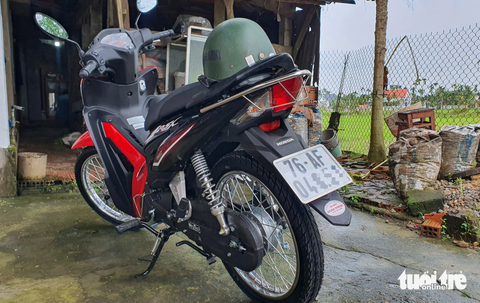 Sao chờ biển số 'đẹp' thì mạng bị lỗi, biến số 'xấu' thì không? - Ảnh 1. Sau ngày 15-8, biển số định danh sẽ được cấp có số sê ri chữ cái kết hợp với chữ cái - Ảnh: MINH HÒA