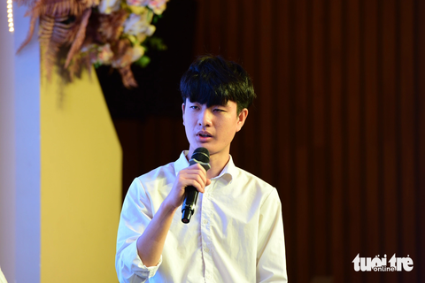 Bạn Lê Văn Sỹ - Trường Cao đẳng Y tế Khánh Hòa - với ước mơ sẽ mở được một phòng khám nha khoa và có điều kiện phụng dưỡng ông ngoại - Ảnh: DUYÊN PHAN Bạn Lê Văn Sỹ - Trường Cao đẳng Y tế Khánh Hòa - với ước mơ sẽ mở được một phòng khám nha khoa và có điều kiện phụng dưỡng ông ngoại - Ảnh: DUYÊN PHAN