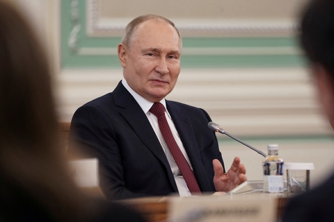 Báo Nga: Điện Kremlin đang chuẩn bị thành lập nhóm đề cử cho ông Putin - Ảnh 1. Báo Nga đồn đoán Điện Kremlin đang thành lập nhóm đề cử cho ông Putin để chuẩn bị cho quá trình tái tranh cử tổng thống năm 2024 - Ảnh: REUTERS