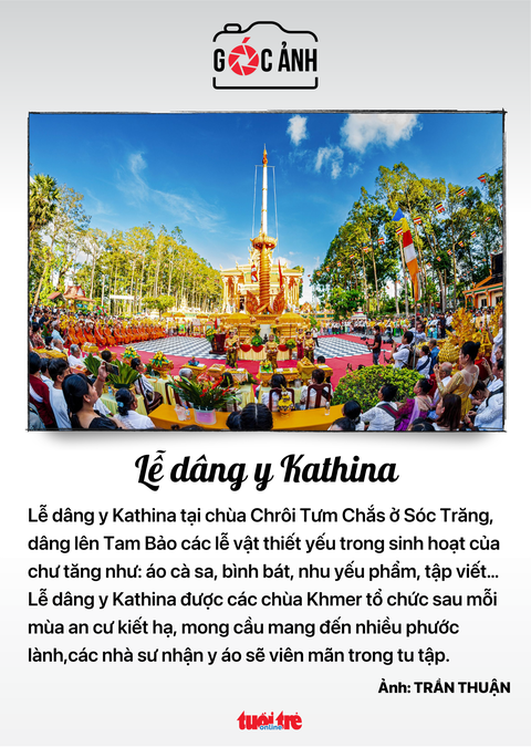 Lễ dâng y Kathina - Ảnh: TRẦN THUẬN Lễ dâng y Kathina - Ảnh: TRẦN THUẬN