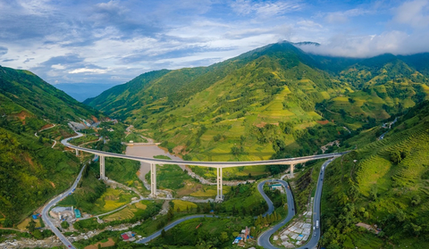 Cầu Móng Sến nằm trong dự án đường nối cao tốc Nội àai - Lào Cai đến thị xã Sapa Cầu Móng Sến nằm trong dự án đường nối cao tốc Nội Bài - Lào Cai đến thị xã Sapa
