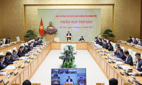 Thủ tướng: Thủ tục hành chính còn rườm rà, môi trường kinh doanh chưa thông thoáng - Ảnh 1. Thủ tướng chủ trì phiên họp thứ sáu của Ban Chỉ đạo cải cách hành chính của Chính phủ - Ảnh: VGP