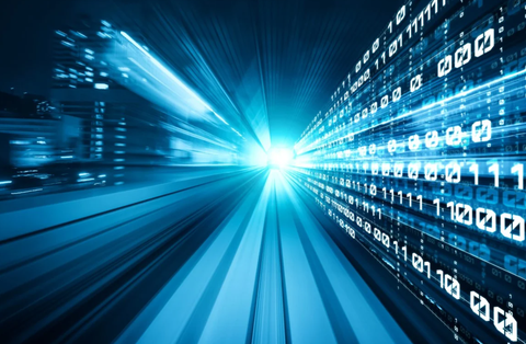 Trung Quốc triển khai mạng Internet mạnh nhất thế giới - Ảnh 1. Với tốc độ lên đến 1,2 terabit (1.200 gigabit)/giây, mạng Internet mới nhất của Trung Quốc có thể giúp người dùng gửi dữ liệu nặng bằng 150 bộ phim trong chớp mắt - Ảnh minh họa: SHUTTERSTOCK