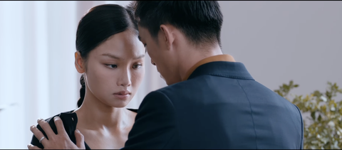 Lãnh Thanh 'Chiếm đoạt': Cảnh 'nóng' với Miu Lê như diễn hài vậy - Ảnh 6. Miu Lê tiết lộ mắc cỡ đến sang chấn tâm lý khi diễn cảnh tình cảm với Karik và Lãnh Thanh