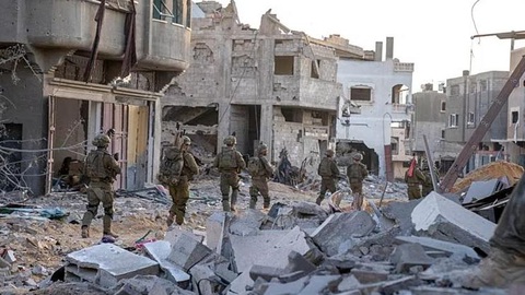 Binh sĩ Israel tại Dải Gaza - Ảnh: REUTERS Binh sĩ Israel tại Dải Gaza - Ảnh: REUTERS