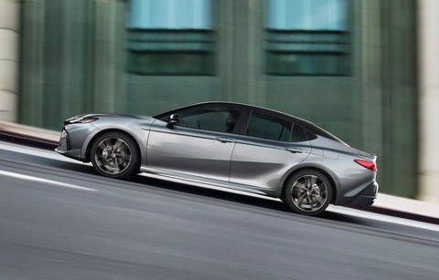 Toyota Camry đời mới chính thức chào sân - Ảnh 8. Toyota Camry đời mới chính thức chào sân - Ảnh 8.