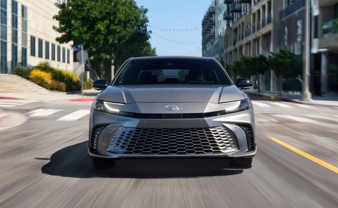 Toyota Camry đời mới chính thức chào sân - Ảnh 7. Toyota Camry đời mới chính thức chào sân - Ảnh 7.