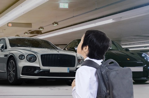 Câu bé 11 tuổi lên kế hoạch mua Bentley trước 18 tuổi - Ảnh 1. Cậu bé 11 tuổi ở Trung Quốc gây sốt khi lên kế hoạch mua Bentley trước 18 tuổi.