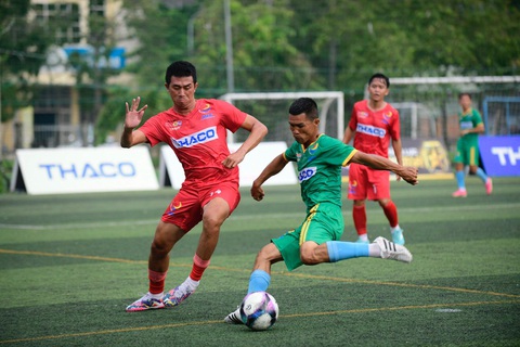 Lịch thi đấu Vòng chung kết Giải bóng đá công nhân toàn quốc 2023 - Ảnh 2. Vòng chung kết Giải vô địch bóng đá công nhân toàn quốc 2023 diễn ra từ ngày 17 đến 19-11 - Ảnh: QUANG ĐỊNH