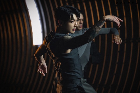 Jungkook là niềm tự hào mới của châu Á khi được so sánh với các hoàng tử pop của Âu Mỹ - Ảnh: Big Hit Jungkook là niềm tự hào mới của châu Á khi được so sánh với các hoàng tử pop của Âu Mỹ - Ảnh: Big Hit