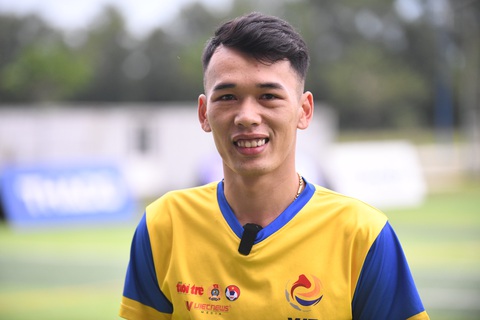 Các đội tranh nhau tập luyện trước thềm VCK Giải bóng đá công nhân toàn quốc - Ảnh 3. Nguyễn Đình Linh, vua phá lưới vòng loại với 11 bàn thắng - Ảnh: QUANG ĐỊNH