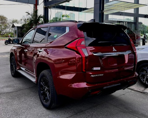 Mitsubishi Pajero Sport thêm bản mới tại Việt Nam: - Ảnh 8. Mitsubishi Pajero Sport thêm bản mới tại Việt Nam: - Ảnh 8.