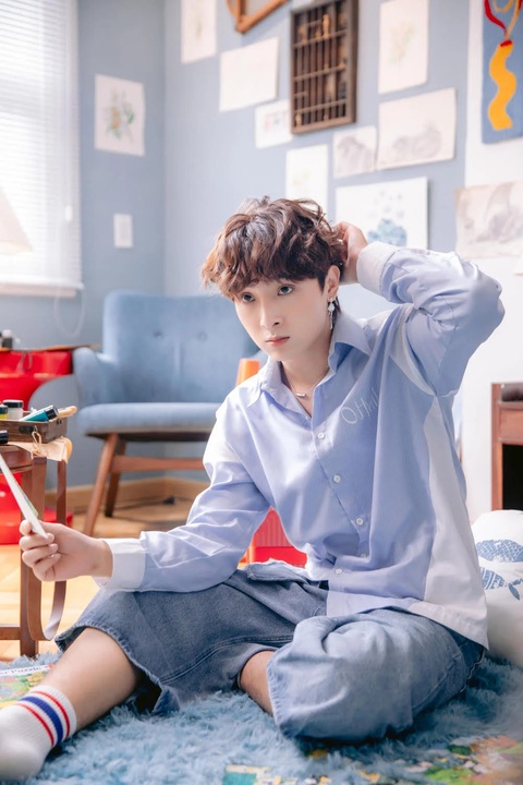Tường Duy - 'tượng đài vocal' chính thức debut với MV chuẩn Gen Z 'con ngoan trò giỏi' - Ảnh 1. Tường Duy được biết đến từ chương trình sống còn Vote for Five