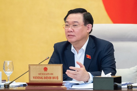 Dự Luật Đất đai mới nhất: Xem xét cấp 'sổ đỏ' cho người sử dụng đất không giấy tờ trước 1-7-2014 - Ảnh 1. Chủ tịch Quốc hội Vương Đình Huệ - Ảnh: GIA HÂN