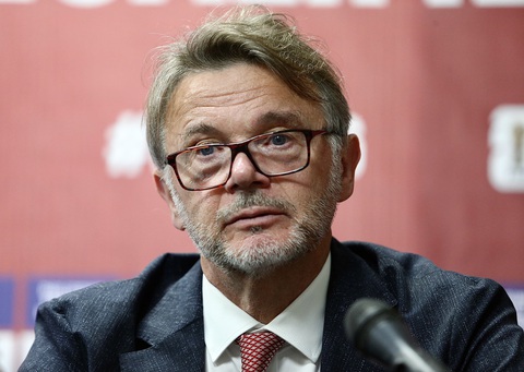 HLV Philippe Troussier hài lòng với toàn đội chiến thắng trước Philippines - Ảnh: HỮU TẤN HLV Philippe Troussier hài lòng với toàn đội chiến thắng trước Philippines - Ảnh: HỮU TẤN